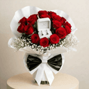 529_With a bouquet of roses
