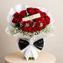 715_With a bouquet of roses
