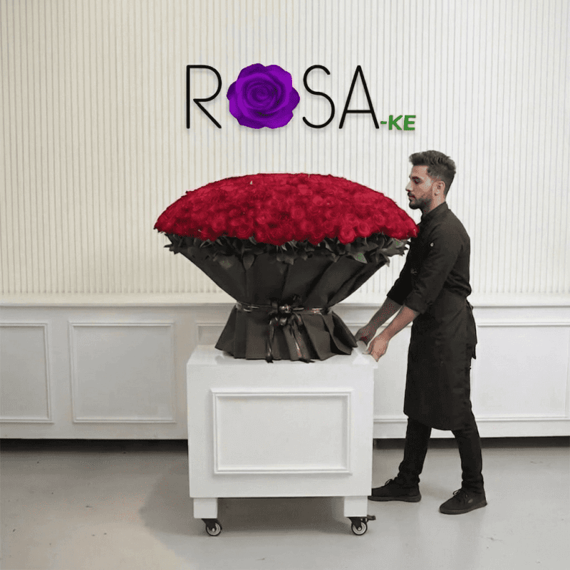 Royal 1000-Rose Grand Bouquet - The Ultimate Anniversary & Luxury Gift in Nairobi